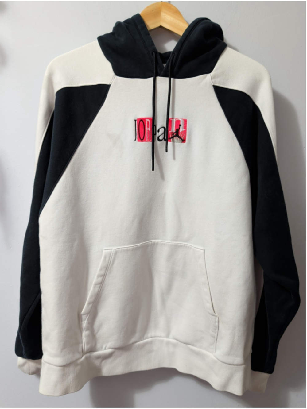 Air Jordan Hoodie Mens M Black White Sweatshirt Jumpman Embroidered Logo *Stains